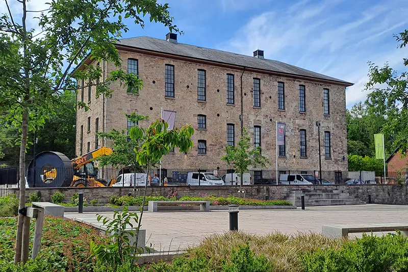 Forbairt Úsáide Measctha Teach Brunel